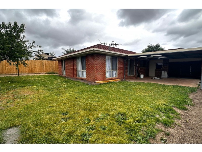 5 Highmount Drive, Hampton Park VIC 3976