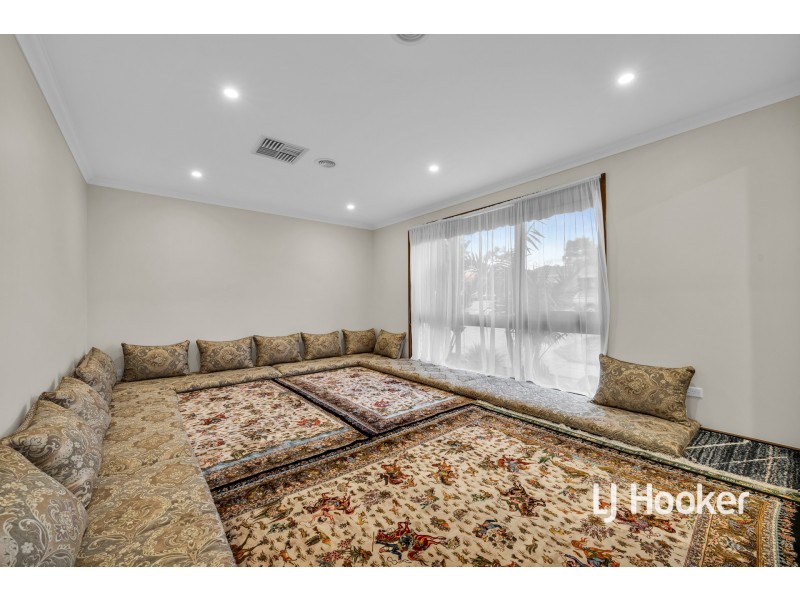 6 Lynne Court, Hallam VIC 3803
