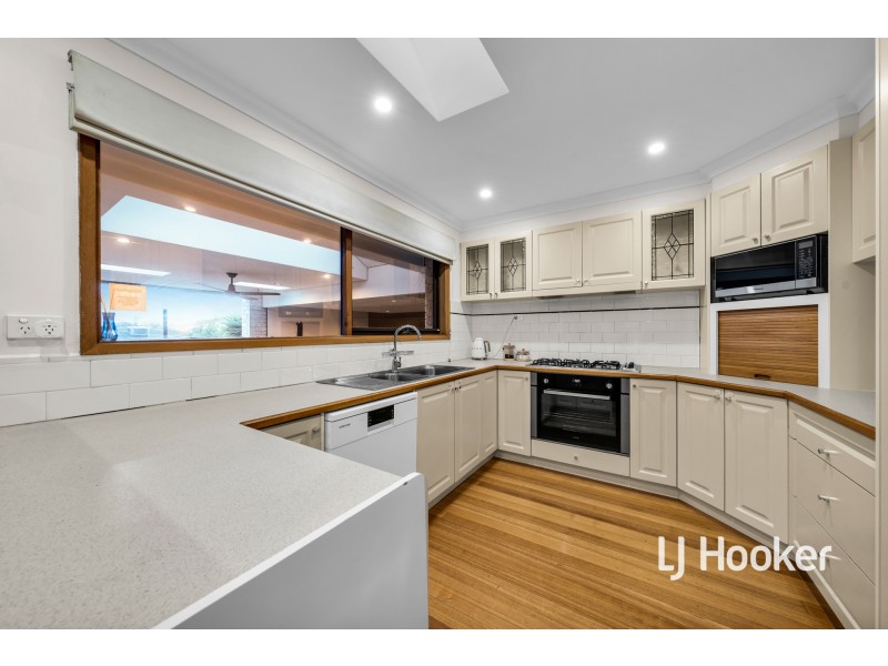 6 Lynne Court, Hallam VIC 3803