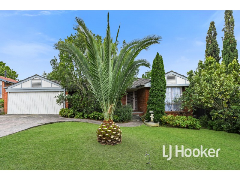 17 Pirra Place, Narre Warren VIC 3805