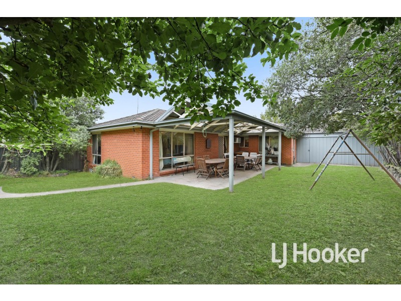 17 Pirra Place, Narre Warren VIC 3805
