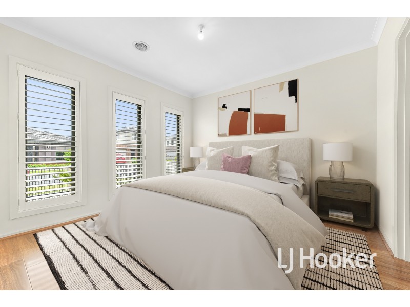 66 Highmount Drive, Hampton Park VIC 3976