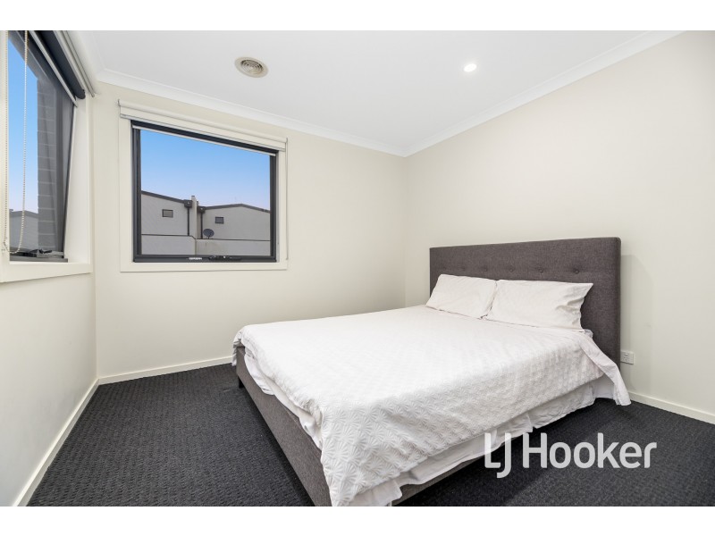 3 Agate Lane, Pakenham VIC 3810