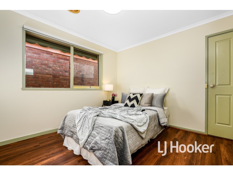 4 Sneddon Drive, Narre Warren South VIC 3805