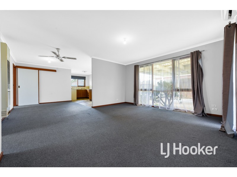 63 Pound Road, Hampton Park VIC 3976