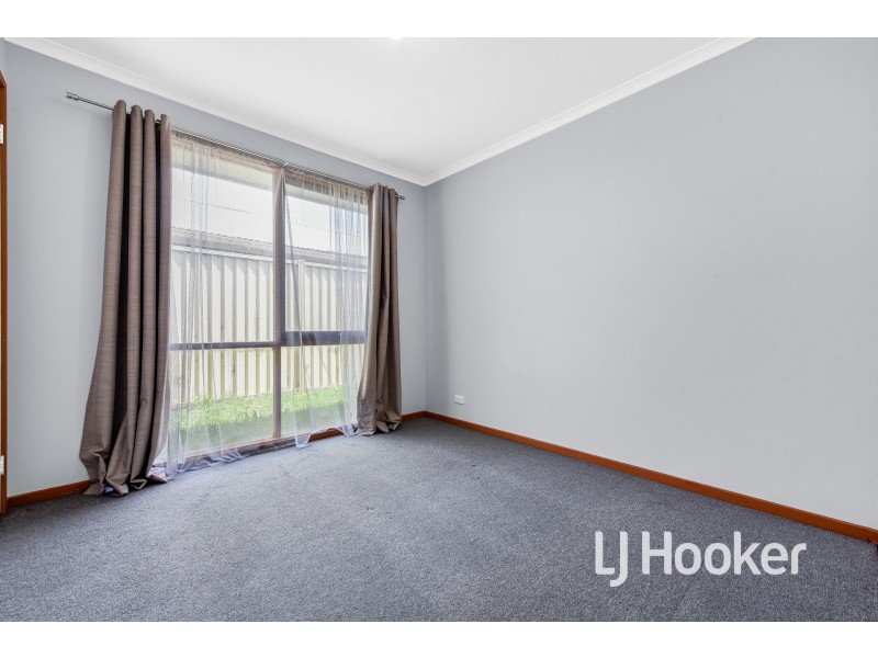 63 Pound Road, Hampton Park VIC 3976