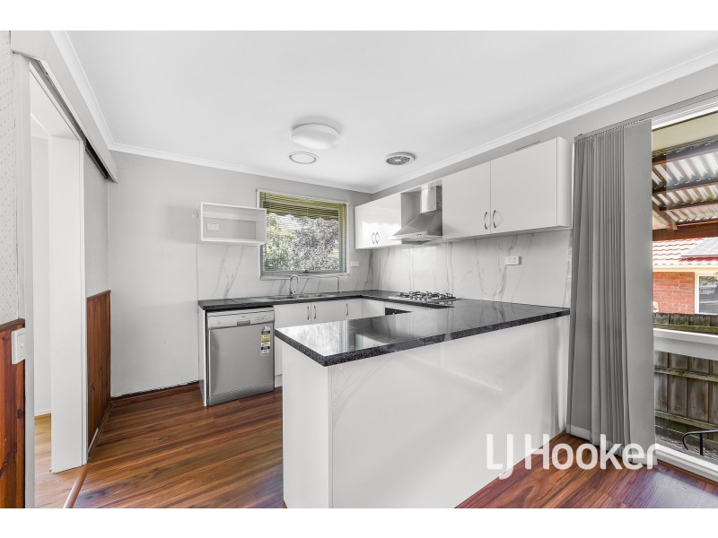 4 Urquhart Court, Hampton Park VIC 3976