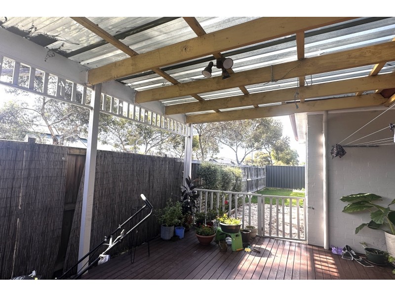 38 Lindsay Crescent, Lynbrook VIC 3975