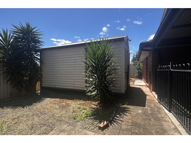 27 Central Road, Hampton Park VIC 3976