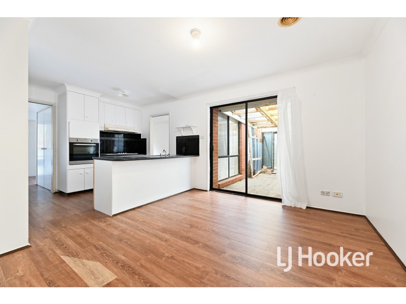 24 Gull Way, Narre Warren South VIC 3805