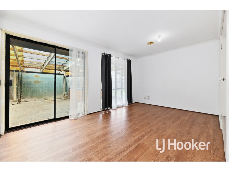 24 Gull Way, Narre Warren South VIC 3805