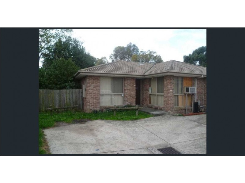 2/7 Hazlitt Court, Cranbourne VIC 3977
