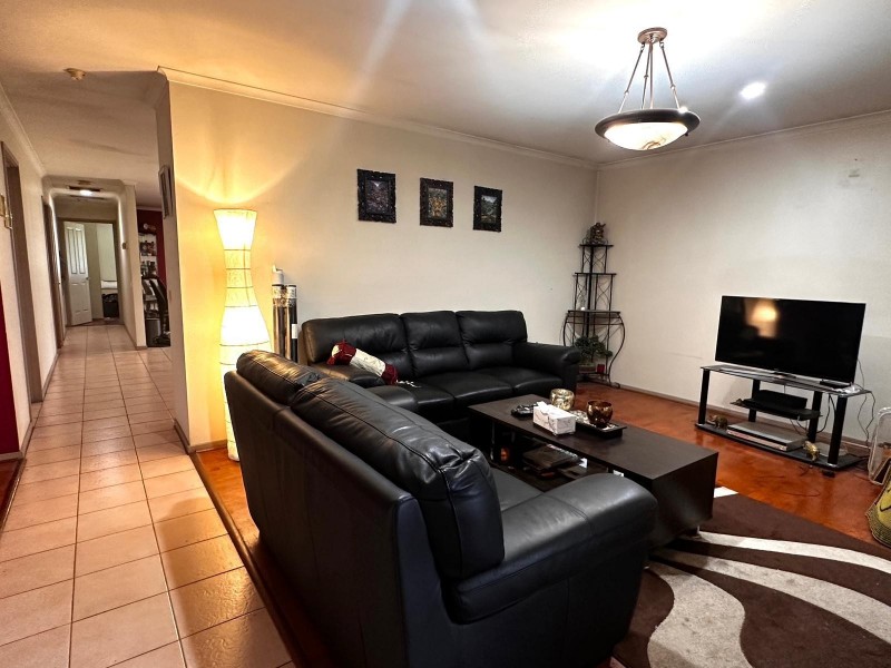 5 Henry Lawson Drive, Lynbrook VIC 3975