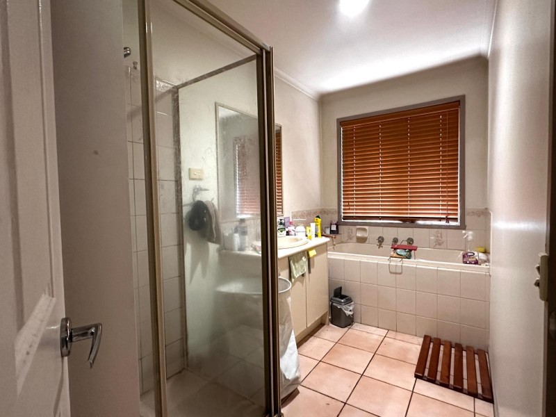 5 Henry Lawson Drive, Lynbrook VIC 3975