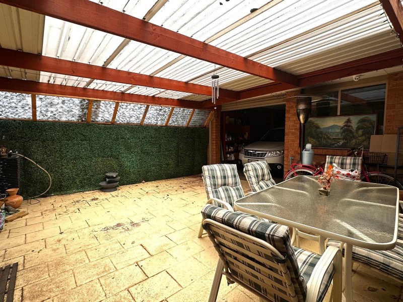 5 Henry Lawson Drive, Lynbrook VIC 3975