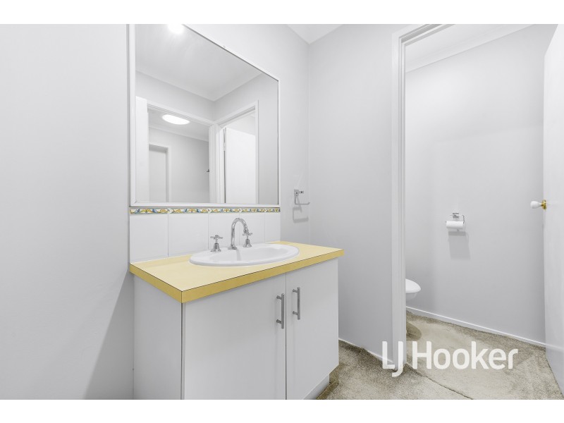 45 Bateman Grove, Hampton Park VIC 3976