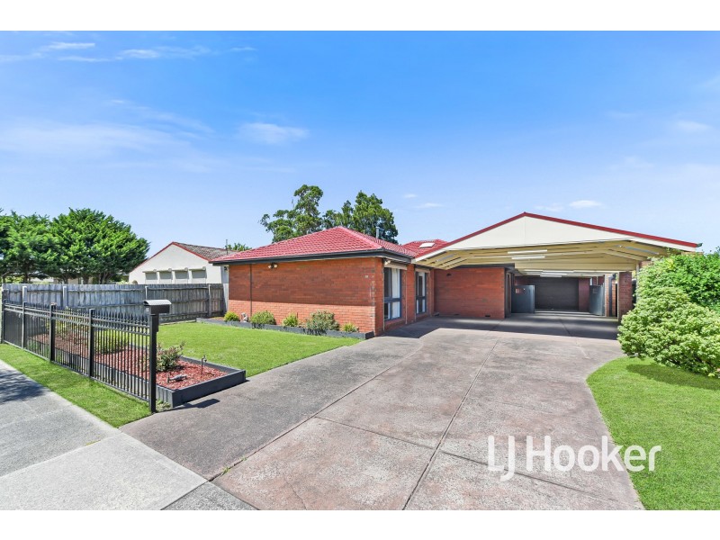 18 Millswyn Avenue, Hampton Park VIC 3976