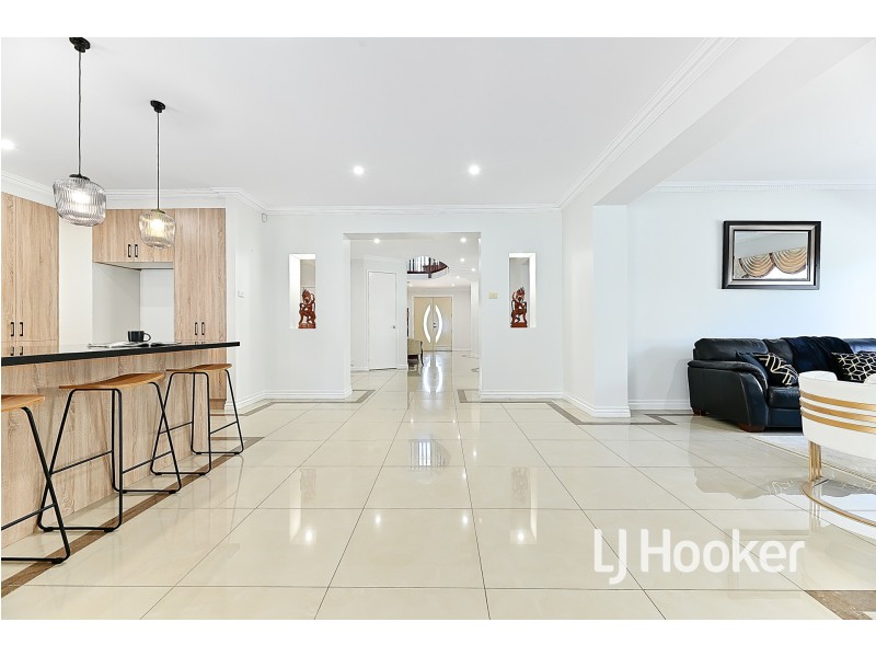 44 Aylmer Road, Lynbrook VIC 3975