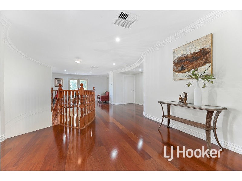 44 Aylmer Road, Lynbrook VIC 3975