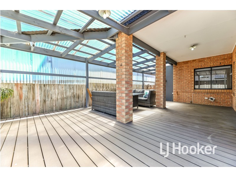 44 Aylmer Road, Lynbrook VIC 3975