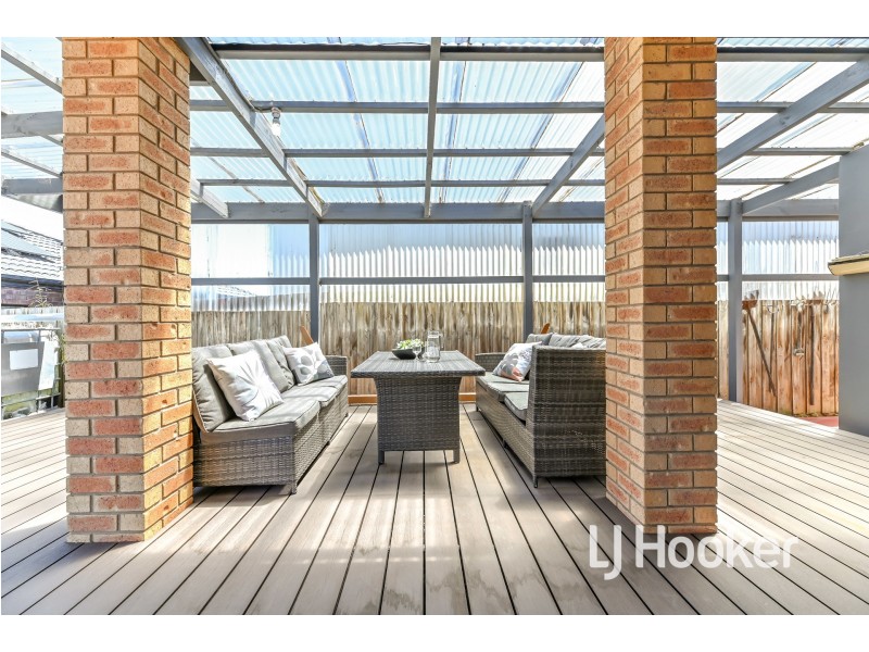 44 Aylmer Road, Lynbrook VIC 3975