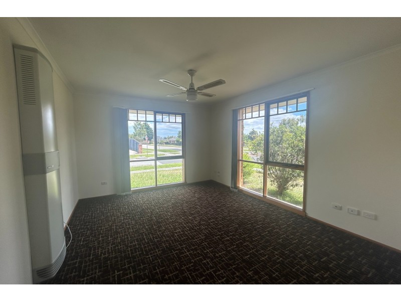 21 Josephine Avenue, Narre Warren VIC 3805