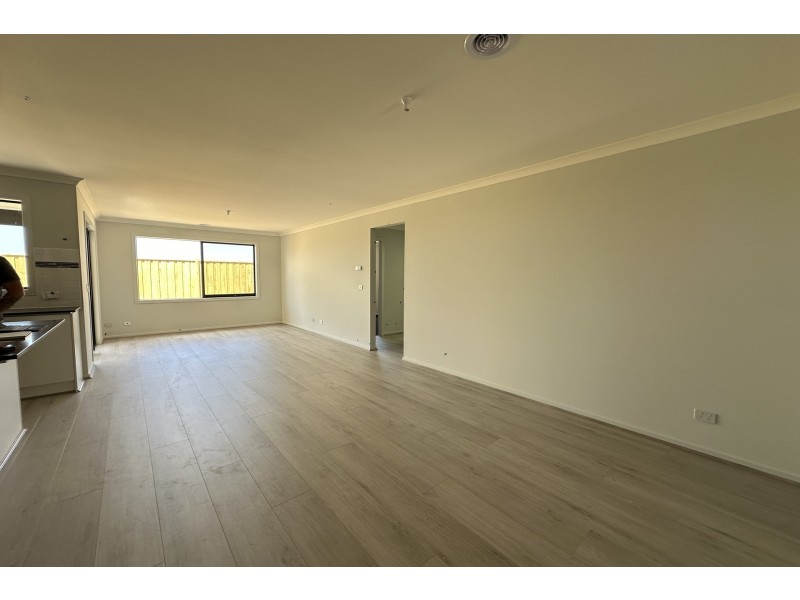 5 Giardino Street, Clyde VIC 3978