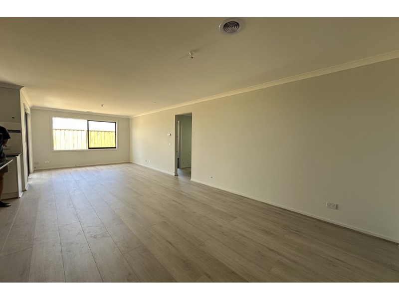 5 Giardino Street, Clyde VIC 3978