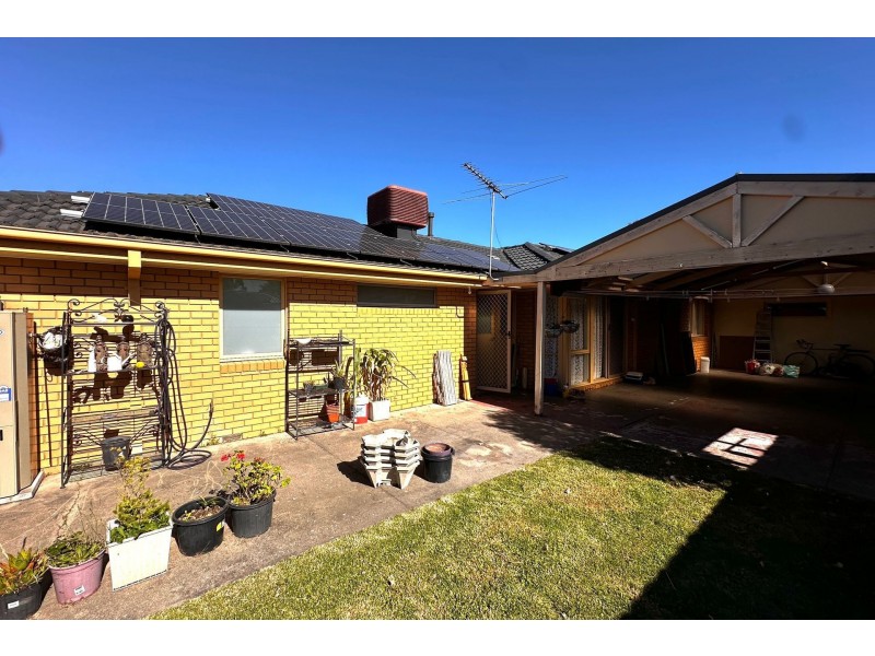 43 Springfield Crescent, Hampton Park VIC 3976