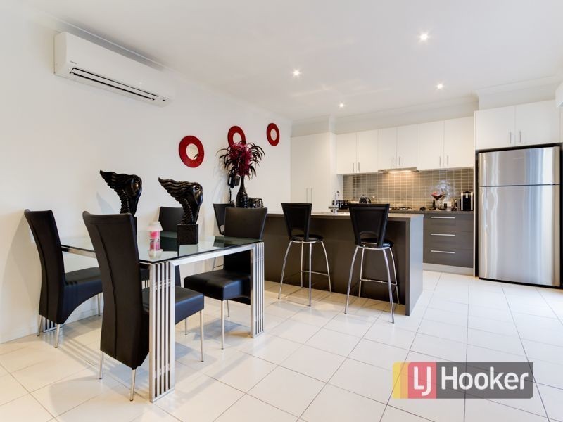 9 Peppermint Row, Officer VIC 3809