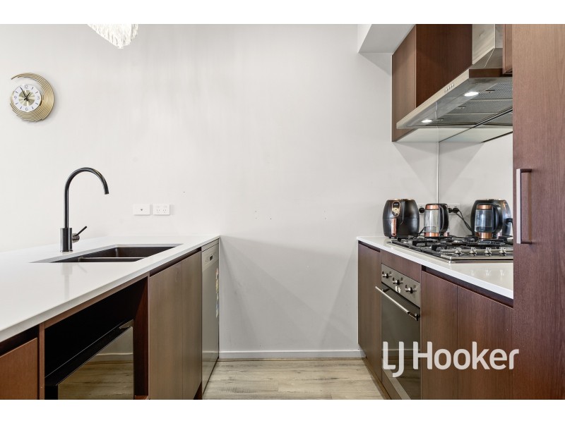 8 Compass Drive, Hampton Park VIC 3976