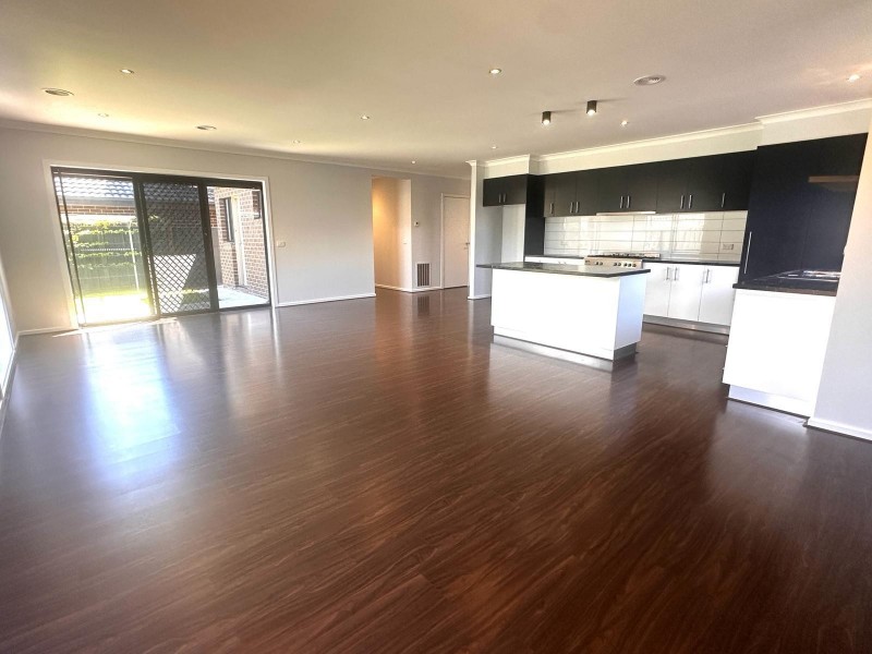 11/30 Central Road, Hampton Park VIC 3976