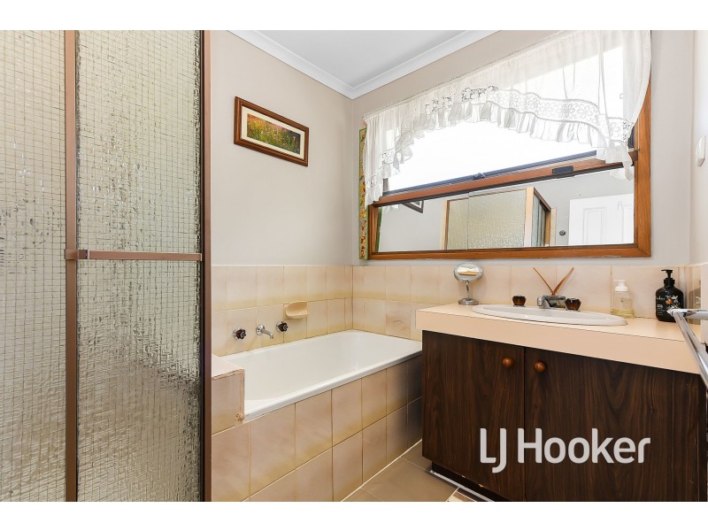 7 Kerrison Drive, Hampton Park VIC 3976