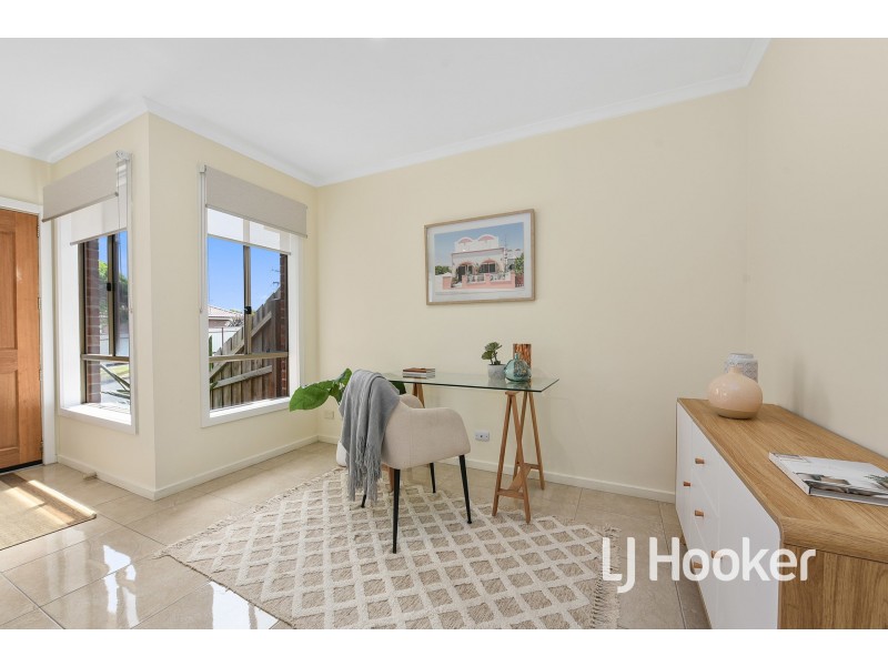 2 Strong Drive, Hampton Park VIC 3976