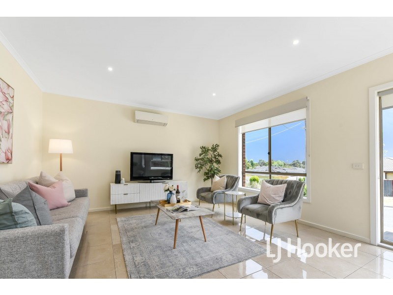 2 Strong Drive, Hampton Park VIC 3976