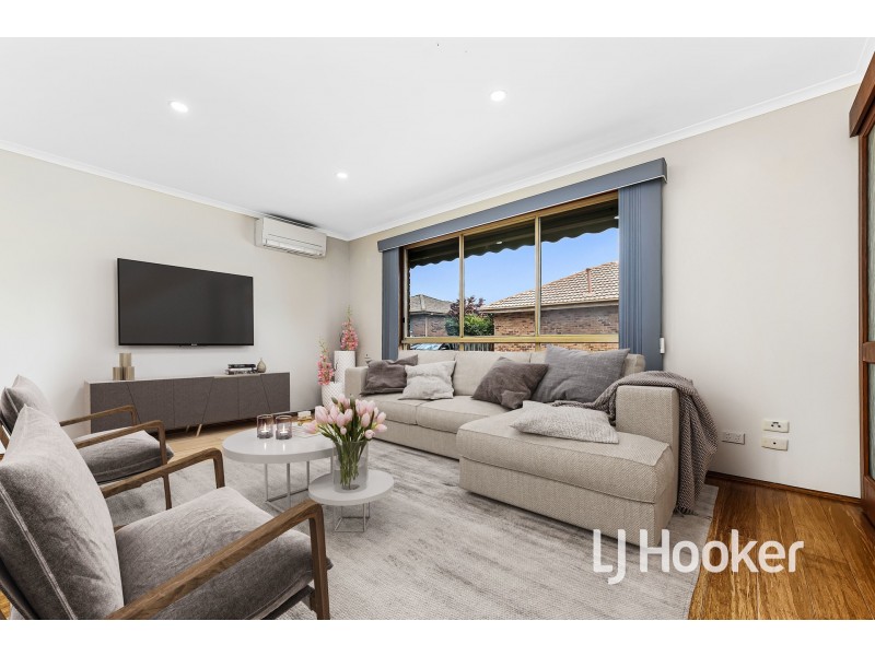 2/16-18 Regans Road, Hampton Park VIC 3976