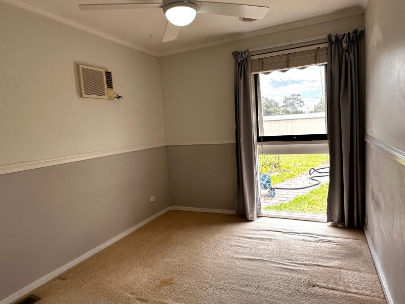 33 Camms Road, Cranbourne VIC 3977