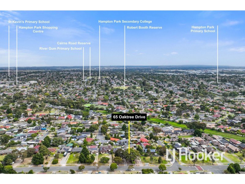 65 Oaktree Drive, Hampton Park VIC 3976