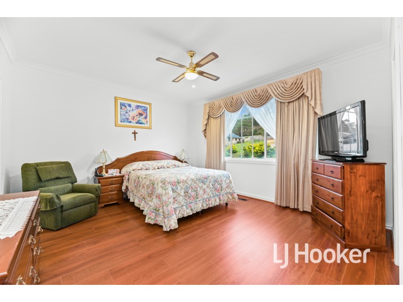 36 Montbrae Circuit, Narre Warren North VIC 3804