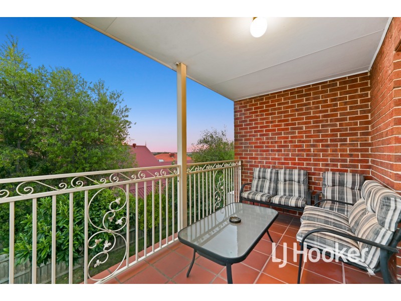 36 Montbrae Circuit, Narre Warren North VIC 3804