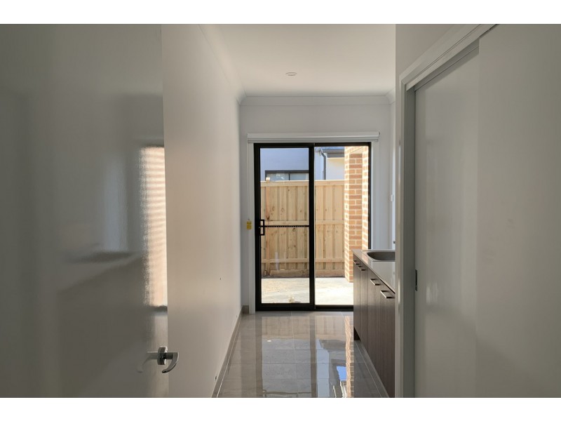 10 Altera Crescent, Officer VIC 3809