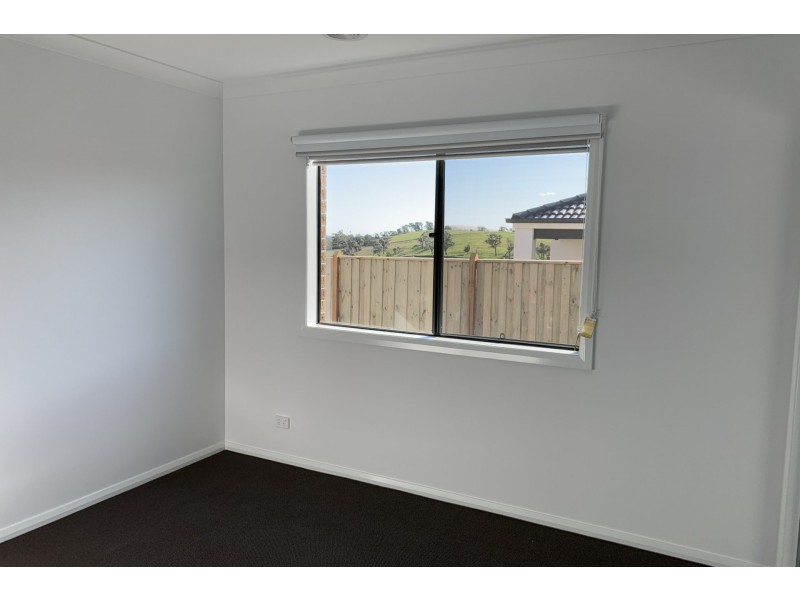 10 Altera Crescent, Officer VIC 3809