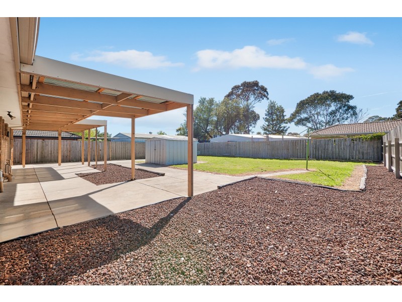 42 Monahans Road, Cranbourne VIC 3977