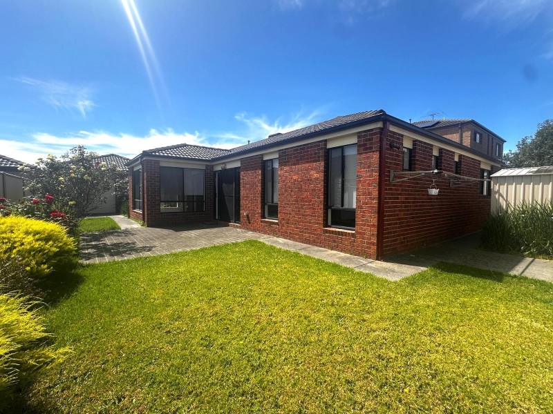 10 Nell Place, Narre Warren South VIC 3805