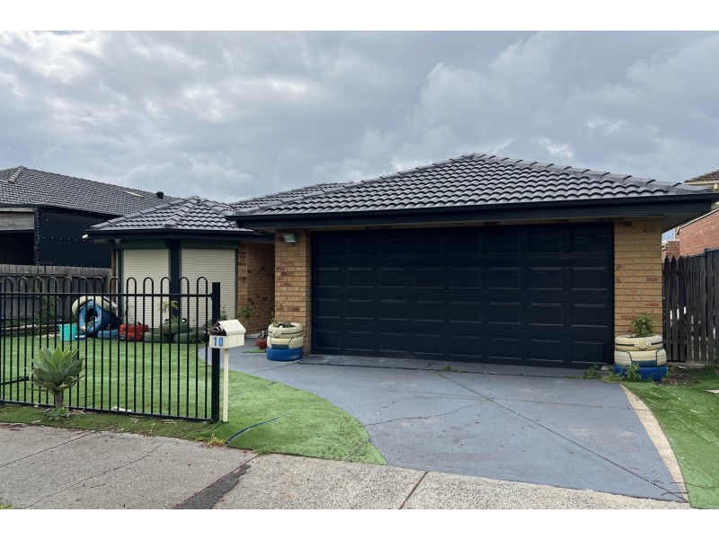 10 Strabane Way, Hampton Park VIC 3976