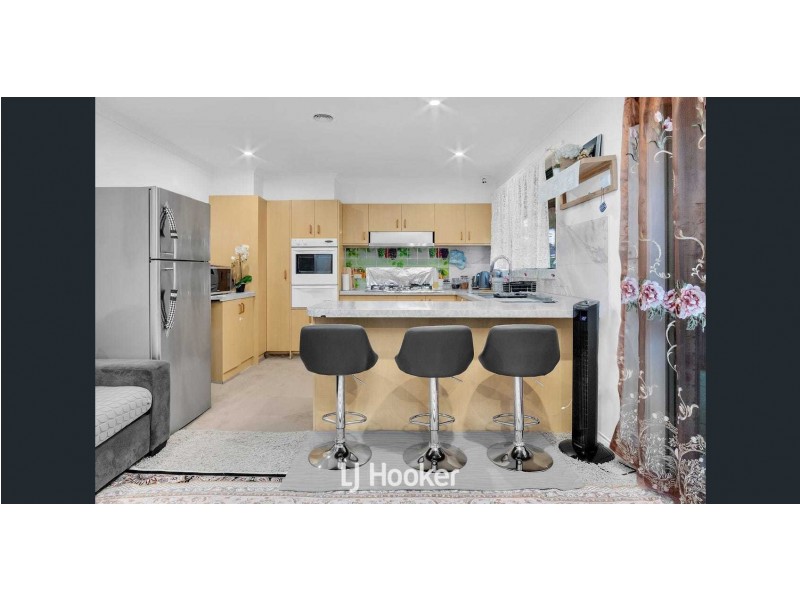 10 Strabane Way, Hampton Park VIC 3976