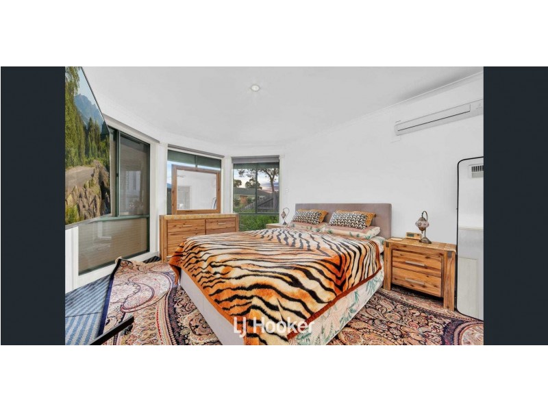 10 Strabane Way, Hampton Park VIC 3976