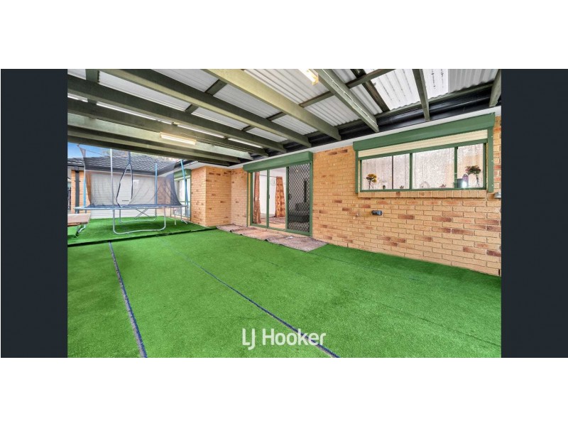 10 Strabane Way, Hampton Park VIC 3976