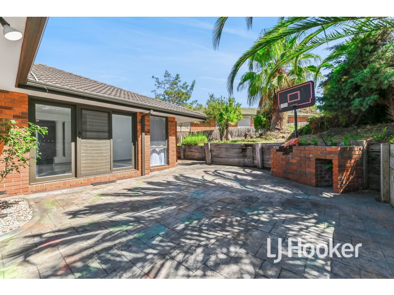 7 Bogong Close, Hallam VIC 3803