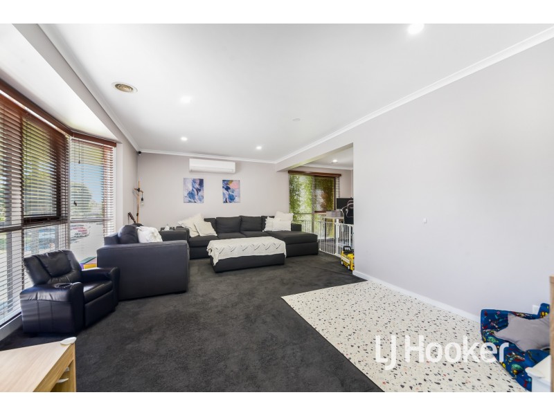 26 Princess Maria Place, Hampton Park VIC 3976